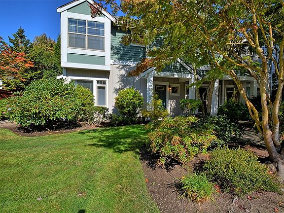 2nd image of 15836 NE 91st Way #1801