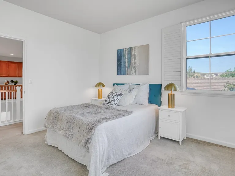 262 W Country Club Dr — Photo 18