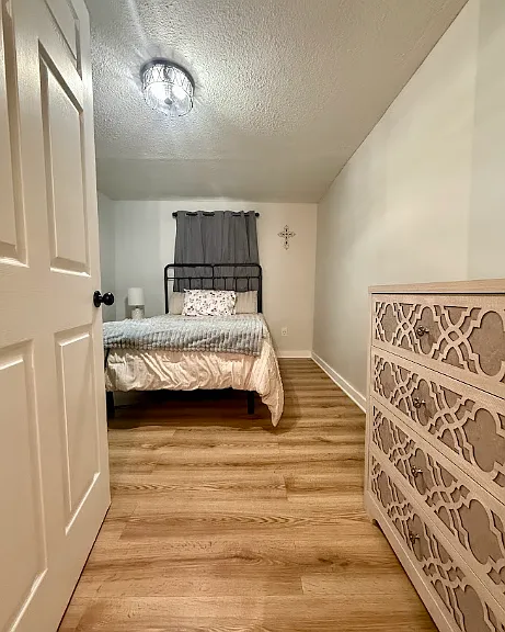 2445 Jones Rd #1 — Photo 11