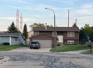 725 Evergreen Ct, Romeoville, IL 60446