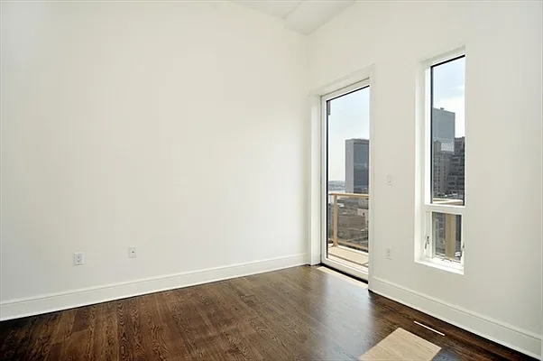 Sold by Citi Habitats | media 6