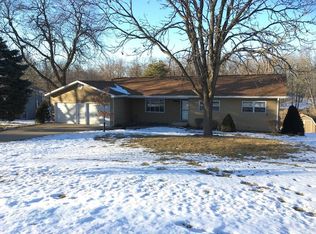 1000 Sunset Ave, Pella, IA 50219