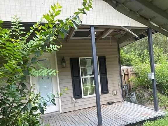 4th image of 19621 Garland St