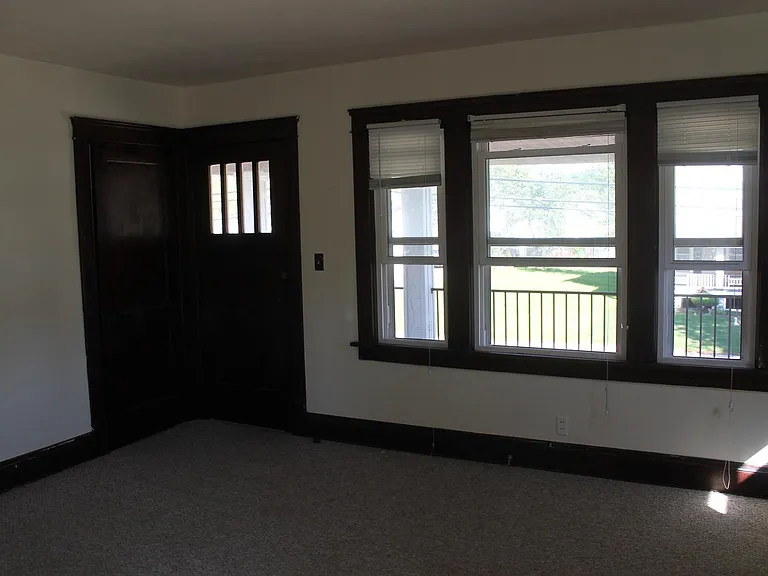 5012 Henry St #2 — Photo 2