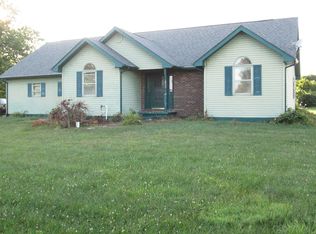 11341 Castle Dr, Plymouth, IN 46563