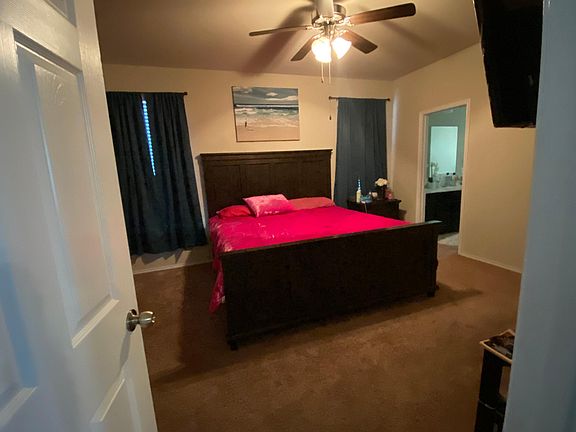 4th image of 2804 Gilchrist Dr
