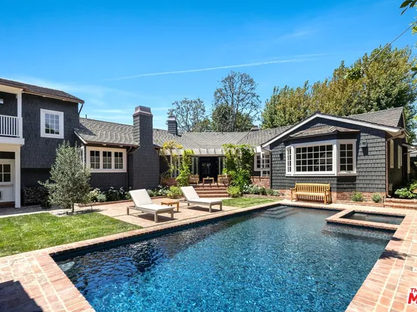 934 Amalfi Dr, Pacific Palisades, CA 90272