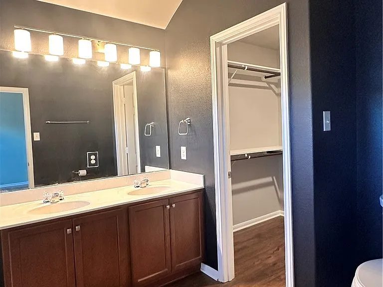 417 Capistrano Dr — Photo 16