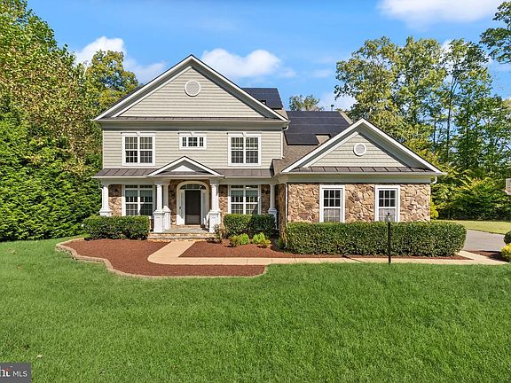 3rd image of 51 Maidenhair Way