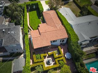 13835 Valley Vista Blvd, Sherman Oaks, CA 91423