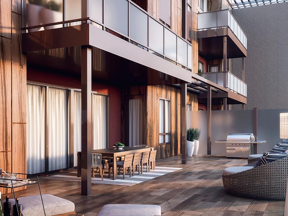 Large private outdoor patio space