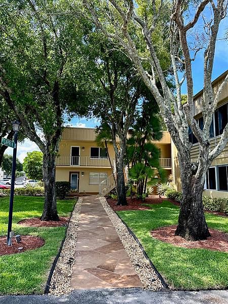 1st image of 527 Capri Pl #K