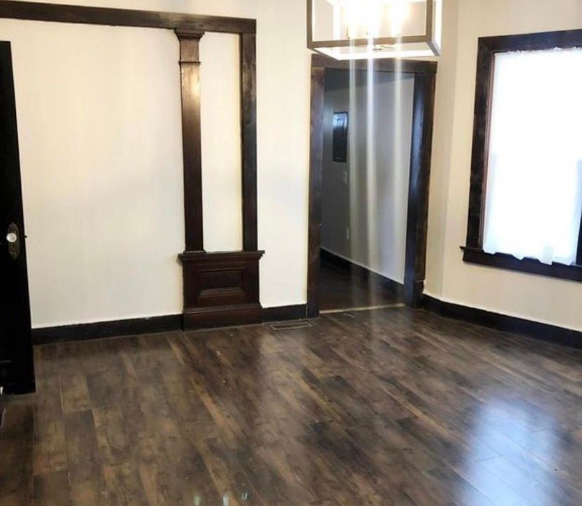 1st image of 502 Morris St #1