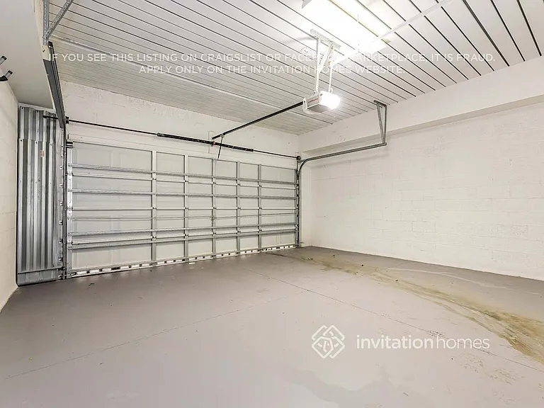 2564 Gardens Pkwy — Photo 18