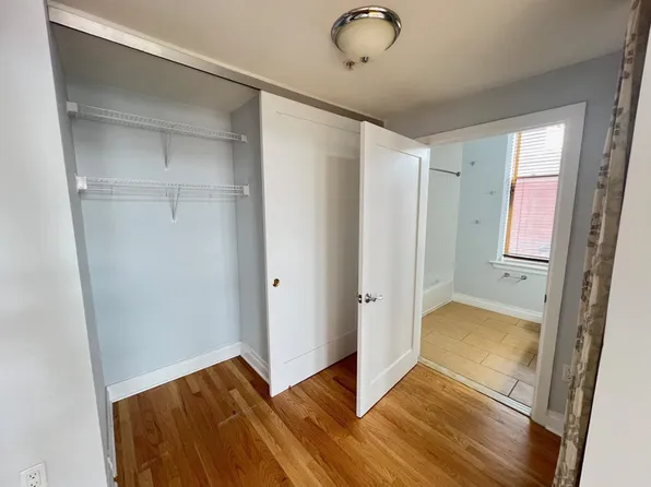 338 Grove Street image 7 of 31