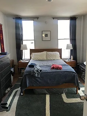 Rented by Paramount Realty Management | media 38