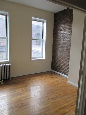 Rented by East Williamsburg Realty Inc | media 16