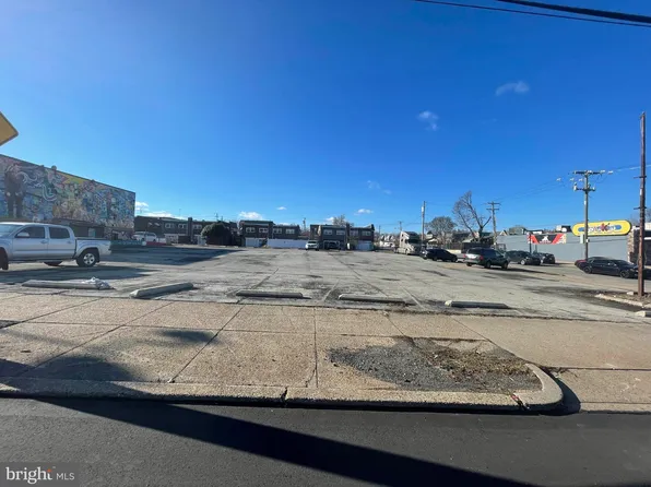 8430 Bustleton Ave, Philadelphia, PA 19152