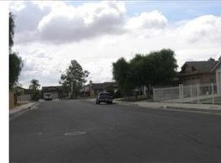 733 Mariner Dr, Perris, CA 92571