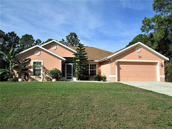 2nd image of 2221 Carpenter Ln