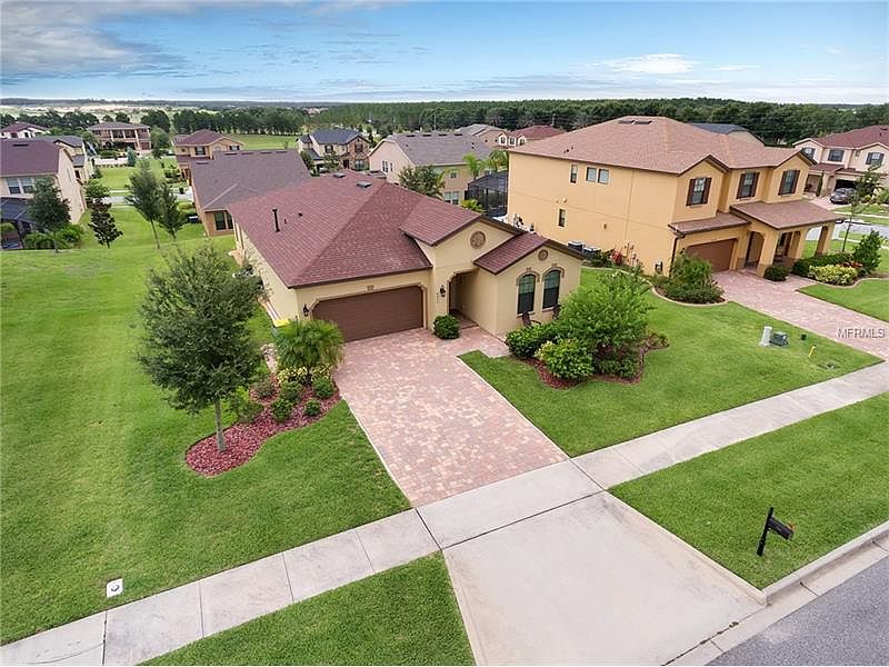 1st image of 4225 Longbow Dr