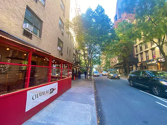 Rented by Bond New York | media 8