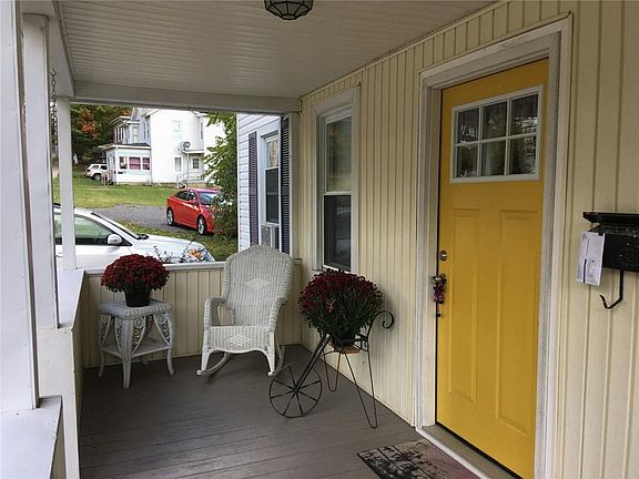 3rd image of 681 Highland Ave