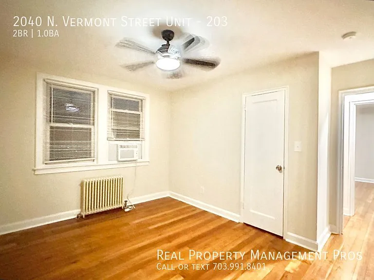 2040 N Vermont St #203 — Photo 12