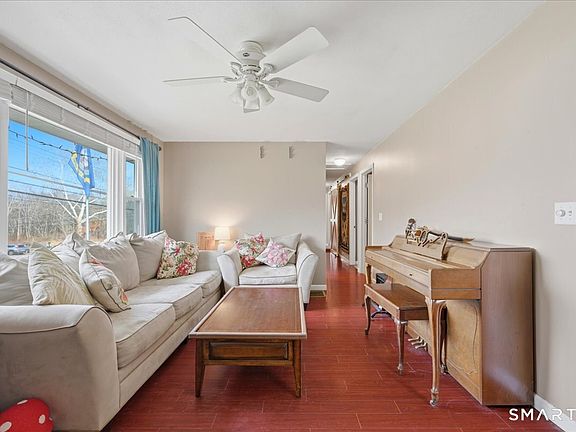 5th image of 40 Kenyon Road