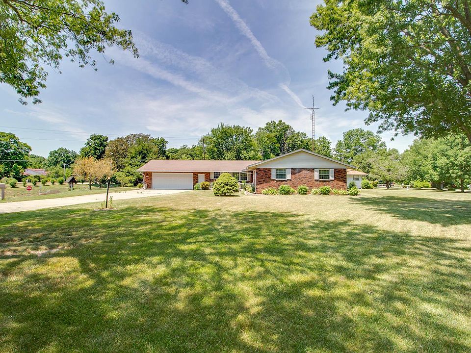 1st image of 15166 Willow Dr