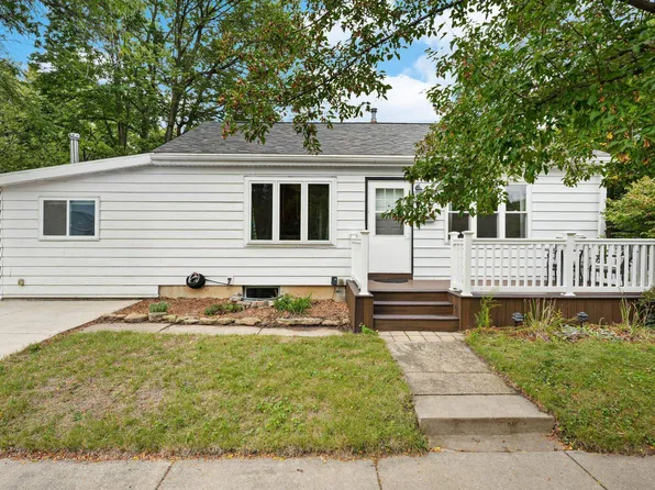 3642 Dennett Dr, Madison, WI 53714