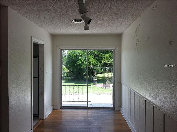 4th image of 1031 N Bumby Ave