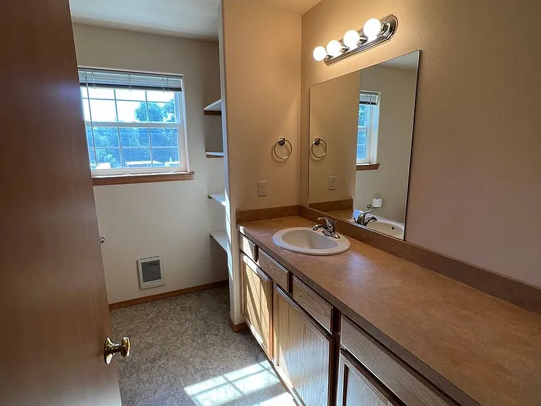 309 W Helena Ave — Photo 17