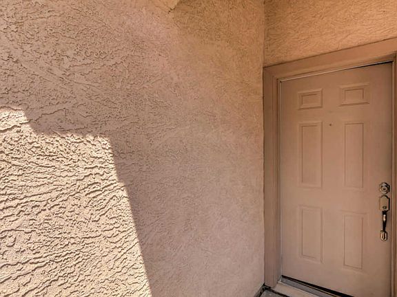 5th image of 7564 E Medina Ave