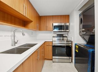 10090 NW 80th Ct APT 1447, Hialeah Gardens, FL 33016
