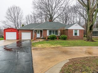 9771 Old Johnnycake Ridge Rd, Concord Township, OH 44060