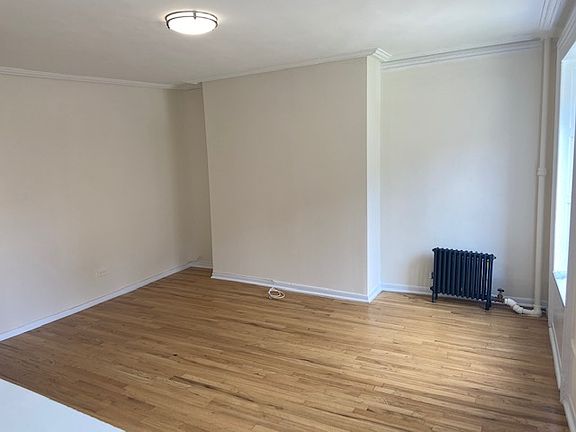 3rd image of 389 6th Ave APT 3