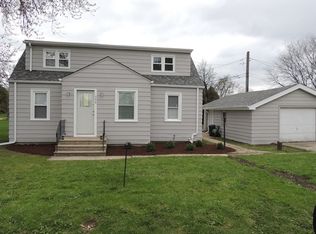 309 E Traube Ave, Westmont, IL 60559