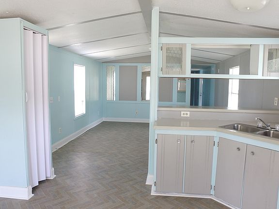 5th image of 3535 Roberts Ave Lot 297