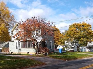 101 Phelps St, Lyons, NY 14489