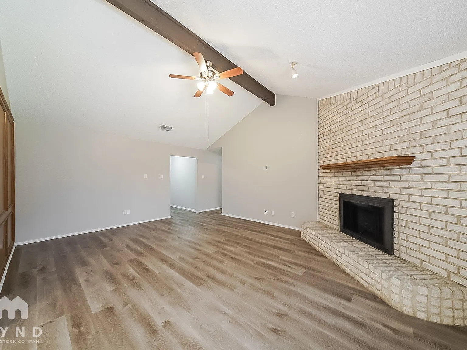 3 bed, 2.0 bath, 1504 sqft, $1,845 — Photo 4