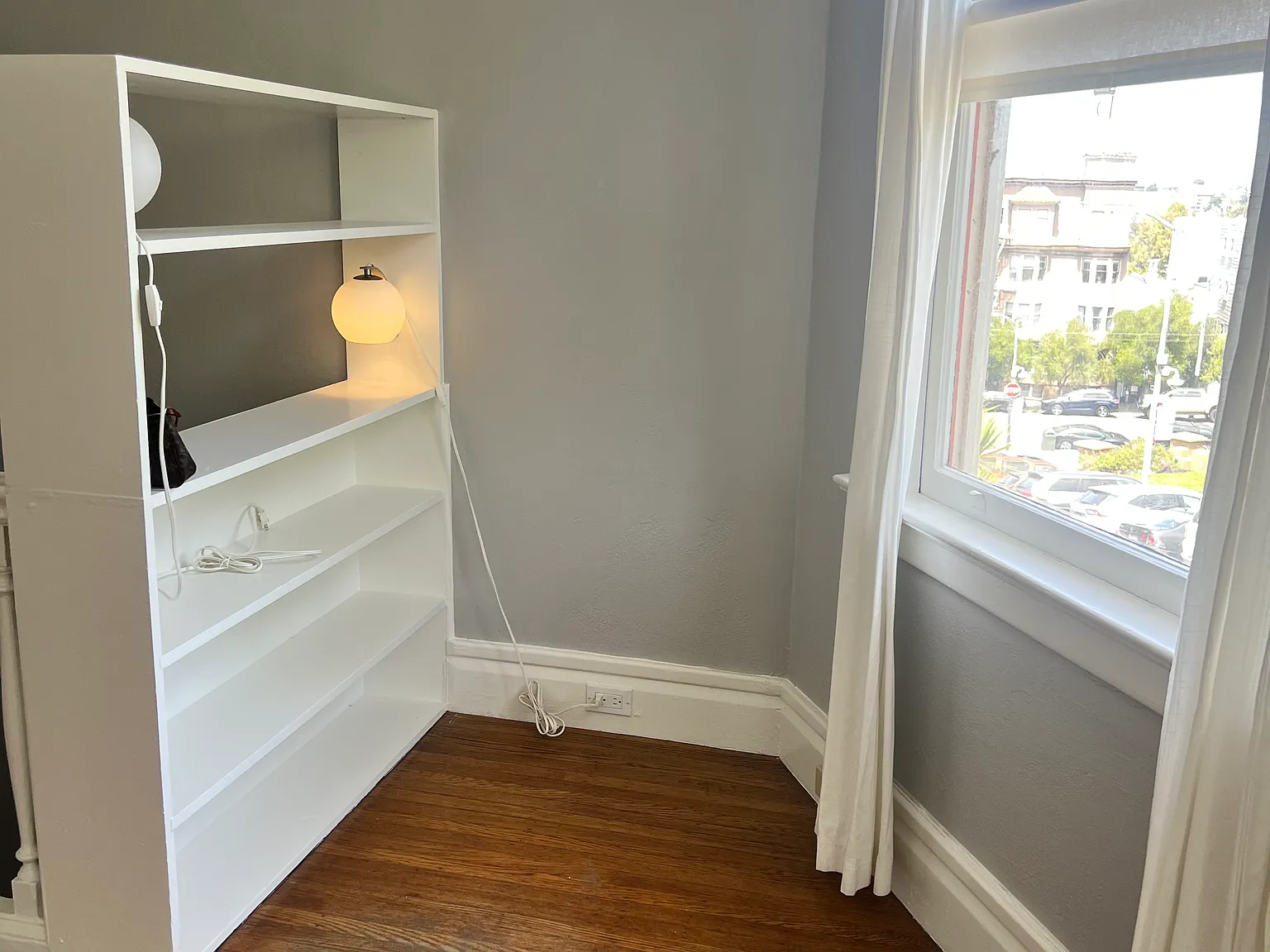 1 bed, 800 sqft, $4,695 — Photo 4