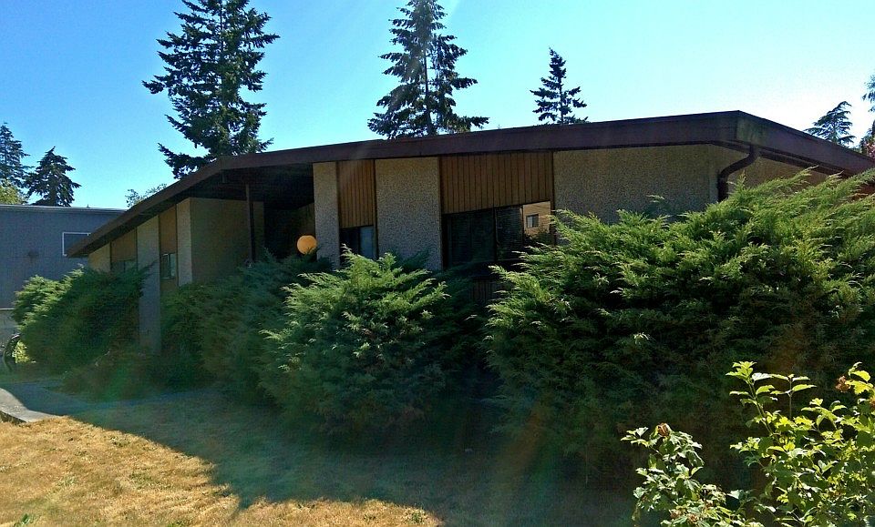 1st image of 17615 Linden Ave N