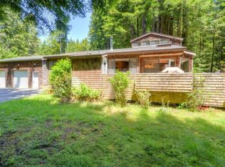 46051 Pacific Woods Rd, Gualala, CA 95445