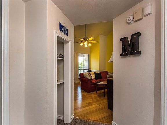 5th image of 310 Pat Garrison St #10