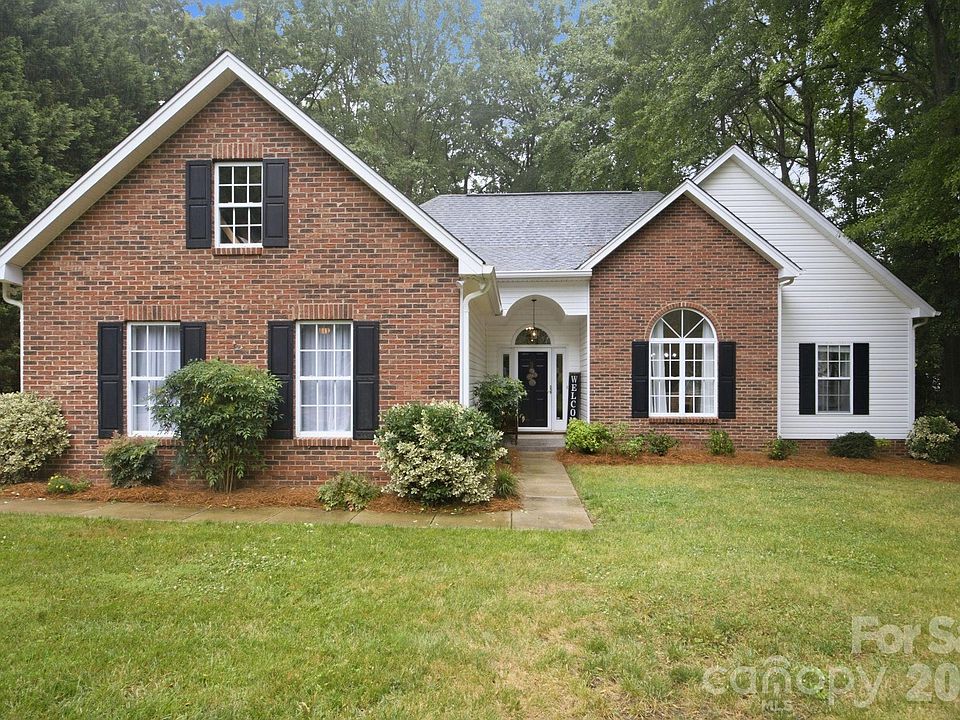 1st image of 21126 Townwood Dr