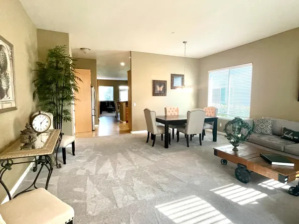 2430 Rudesill Ln, Santa Rosa, CA 95404