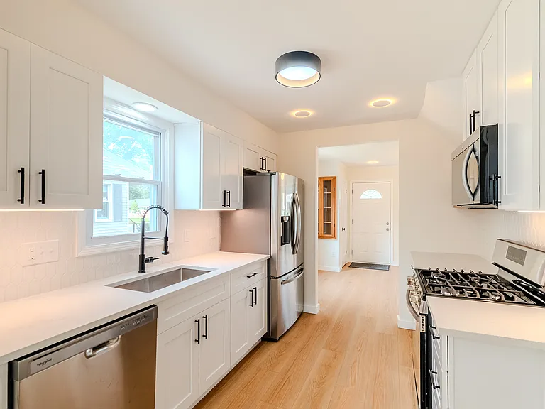 4709 Mankato Ave — Photo 4
