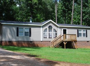 451 S Holiday Dr, Macon, NC 27551