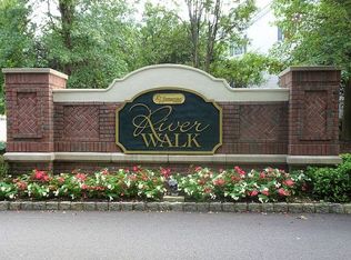 122 Riverwalk Way #B015, Clifton, NJ 07014